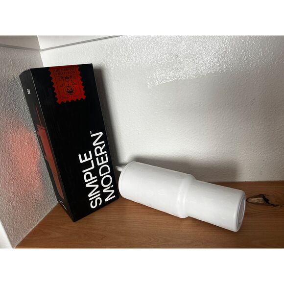 Simple Modern Halloween Cute Ghosts Trek Tumbler 40 Oz. - Picture 6 of 7